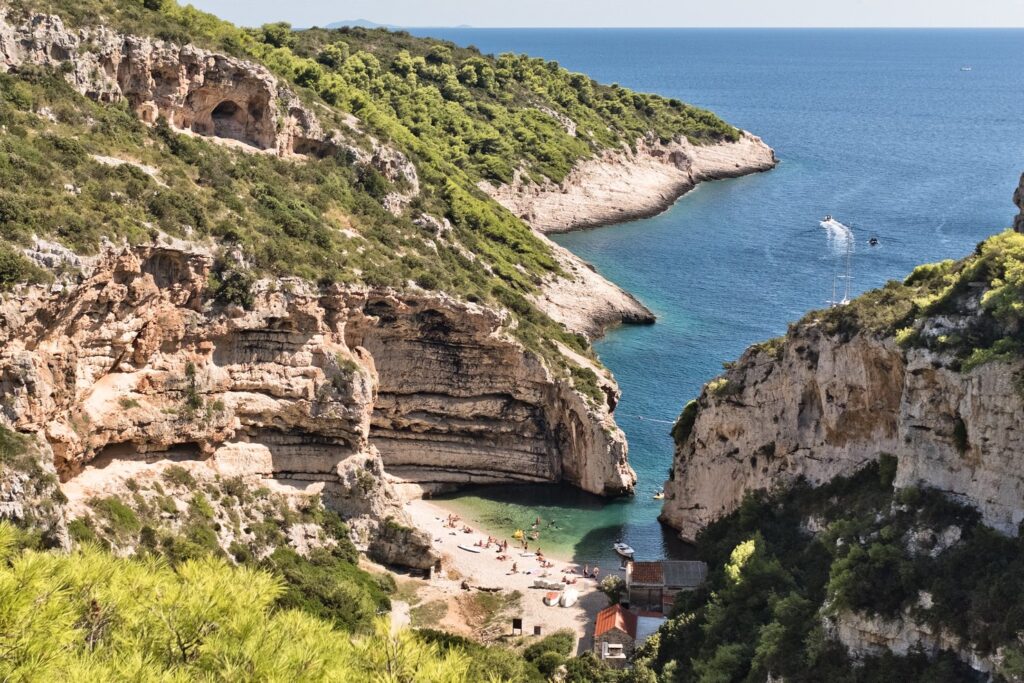 stiniva bay vis croatia