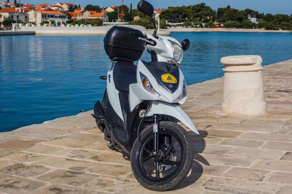 Scooter Rental Brac