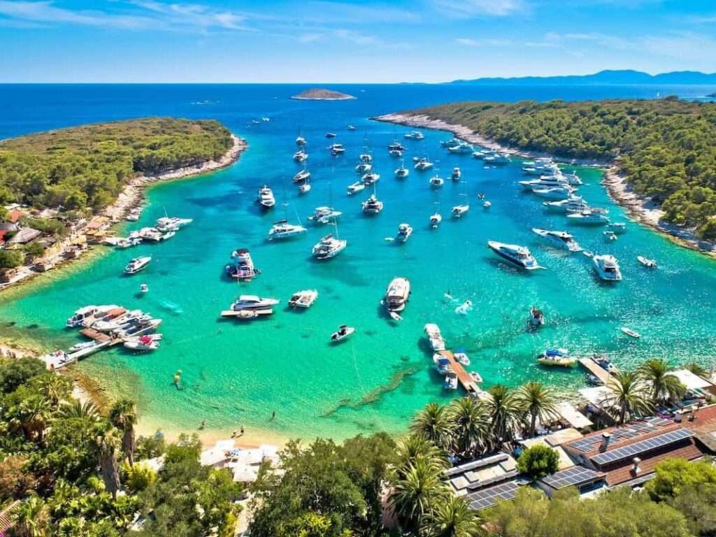 blue-cave-croatia-boat-trip-6